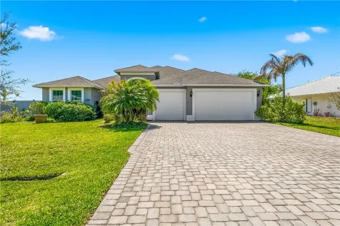 6000 NW Favian Avenue Port St Lucie FL 34986