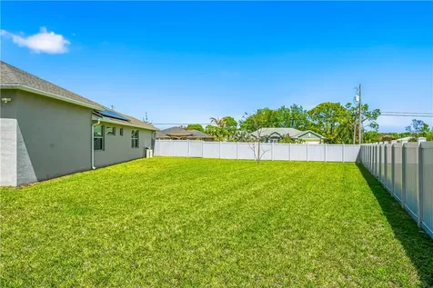 6000 NW Favian Avenue Port St Lucie FL 34986