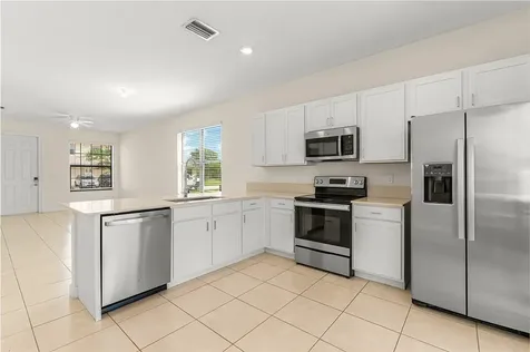 10156 W Villa Circle Vero Beach FL 32966