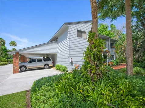2000 Pine Creek Boulevard Vero Beach FL 32966