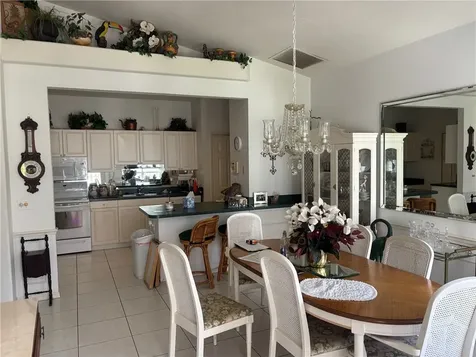 585 W Pointe Court SW Vero Beach FL 32962