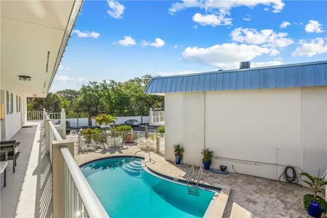 900 Jasmine Lane Vero Beach FL 32963