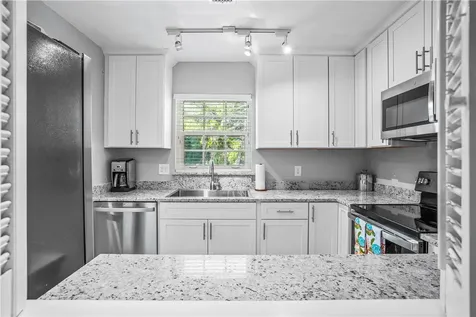 900 Jasmine Lane Vero Beach FL 32963