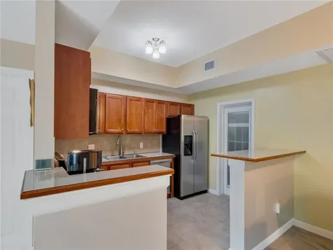 560 7th Square Vero Beach FL 32962