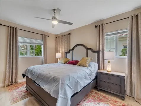 560 7th Square Vero Beach FL 32962
