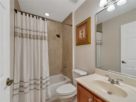 560 7th Square Vero Beach FL 32962