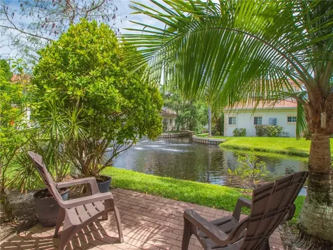 560 7th Square Vero Beach FL 32962