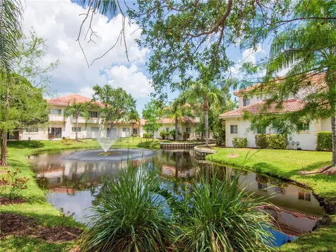 560 7th Square Vero Beach FL 32962