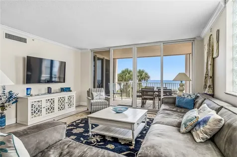 8866 N Sea Oaks Way Vero Beach FL 32963