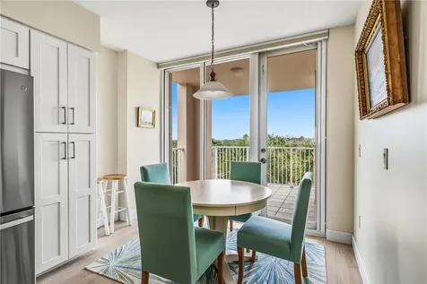 8866 N Sea Oaks Way Vero Beach FL 32963