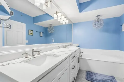 8866 N Sea Oaks Way Vero Beach FL 32963