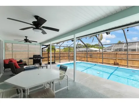 814 Floraland Avenue Sebastian FL 32958