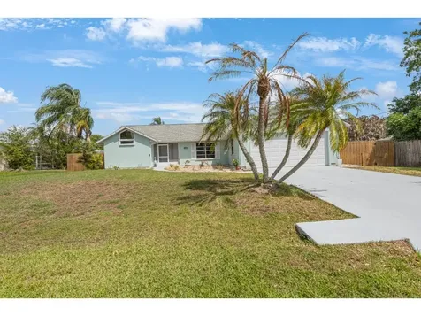 814 Floraland Avenue Sebastian FL 32958