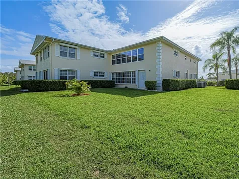 720 Lake Orchid Circle Vero Beach FL 32962