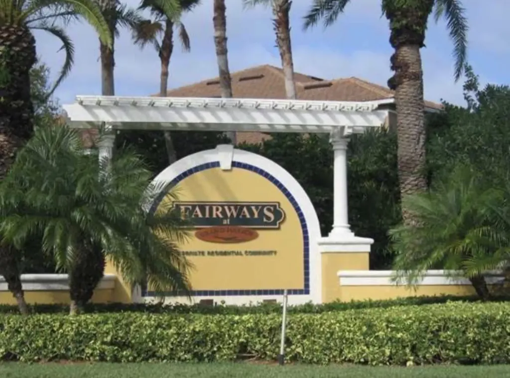 5090 Fairways Circle Vero Beach FL 32967