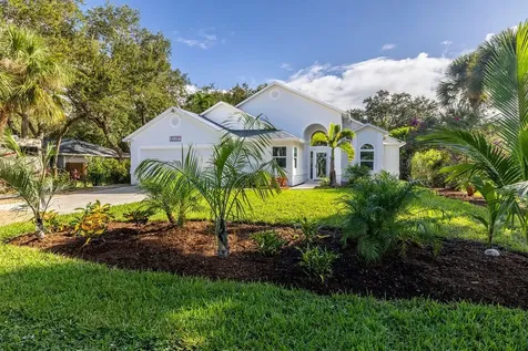 9330 Seagrape Drive Vero Beach FL 32963