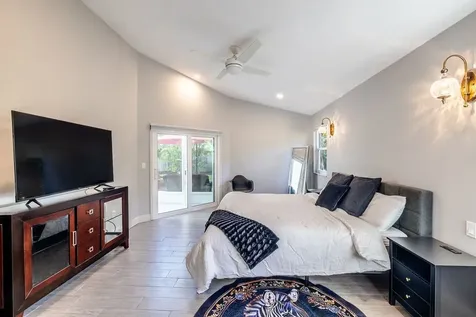 9330 Seagrape Drive Vero Beach FL 32963