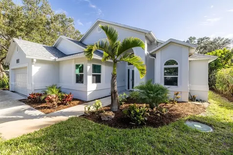 9330 Seagrape Drive Vero Beach FL 32963