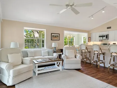 1295 Winding Oaks Circle E Vero Beach FL 32963