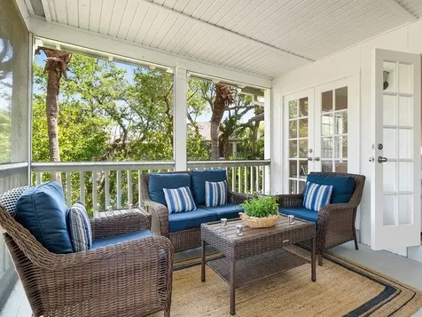 1295 Winding Oaks Circle E Vero Beach FL 32963