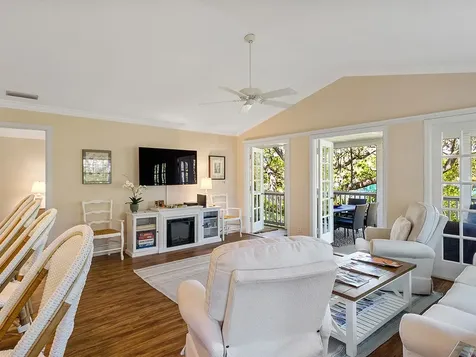 1295 Winding Oaks Circle E Vero Beach FL 32963