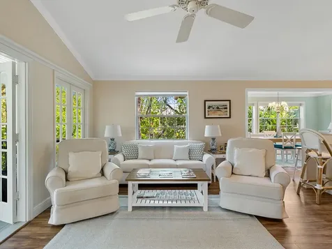 1295 Winding Oaks Circle E Vero Beach FL 32963