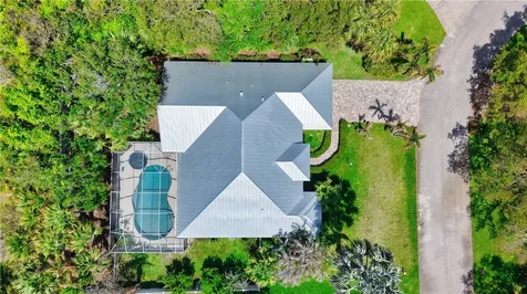 1375 Admirals Walk Vero Beach FL 32963