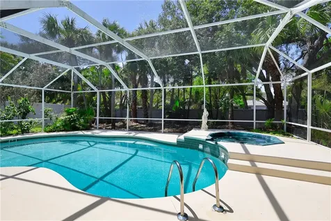 1375 Admirals Walk Vero Beach FL 32963