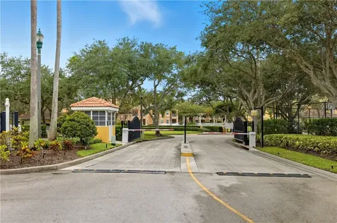 5095 Fairways Circle Vero Beach FL 32967
