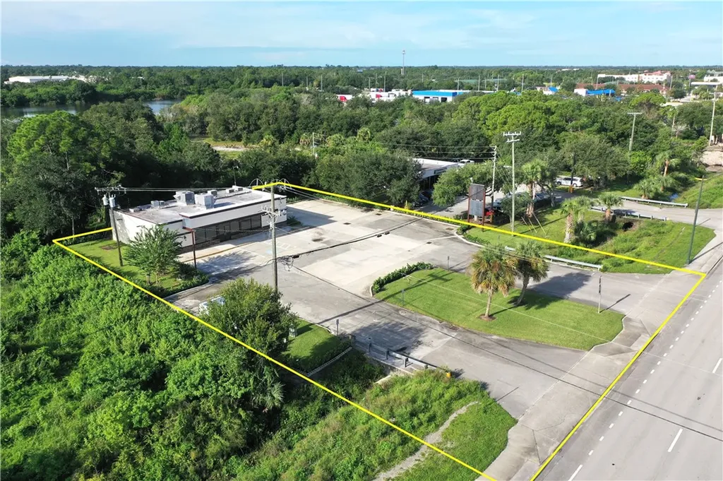 8801 20 Street Vero Beach FL 32966