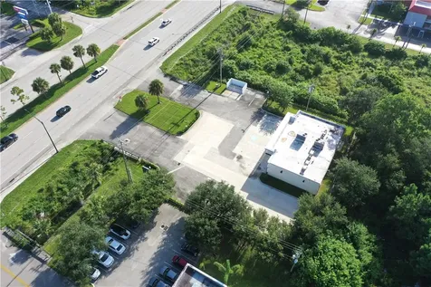 8801 20 Street Vero Beach FL 32966