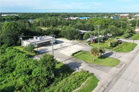 8801 20 Street Vero Beach FL 32966