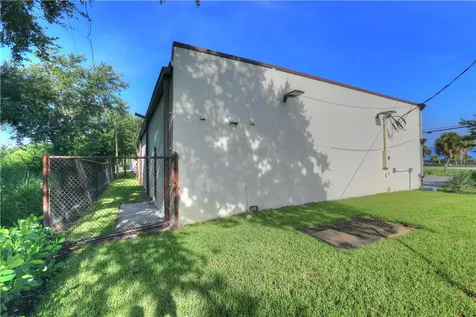 8801 20 Street Vero Beach FL 32966