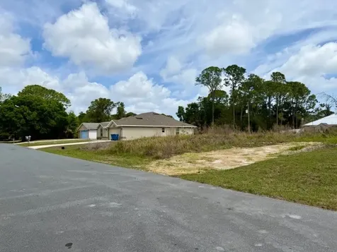 1873 Saracen Avenue SE Palm Bay FL 32909
