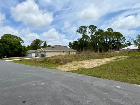 1873 Saracen Avenue SE Palm Bay FL 32909