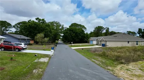 1873 Saracen Avenue SE Palm Bay FL 32909