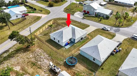 224 16th Place SW Vero Beach FL 32962