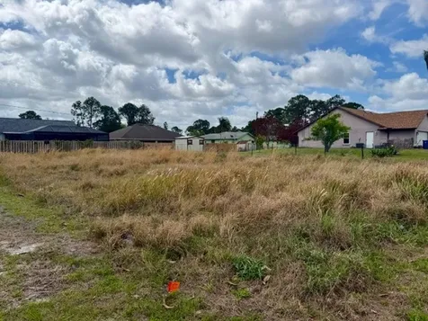 1050 Starfire Street SE Palm Bay FL 32909