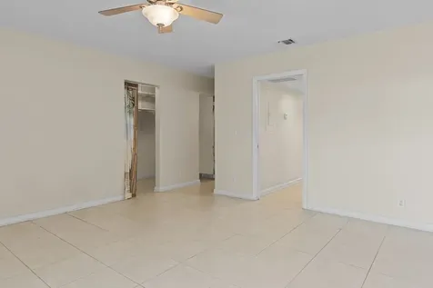 1758 Lakefront Boulevard Fort Pierce FL 34982