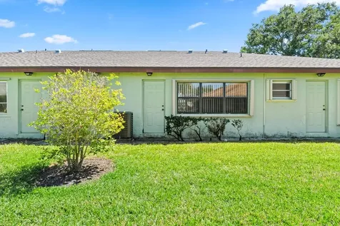 1758 Lakefront Boulevard Fort Pierce FL 34982