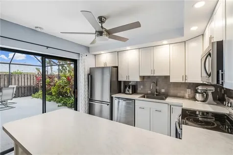 375 S Waverly Place Vero Beach FL 32960