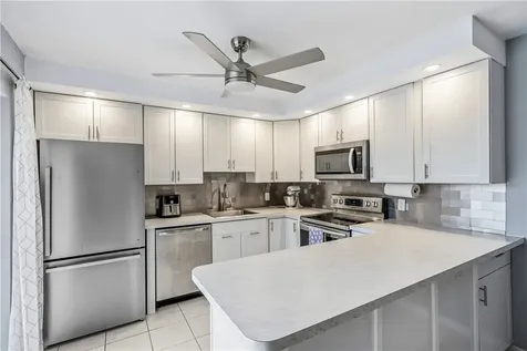375 S Waverly Place Vero Beach FL 32960