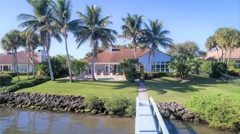 8600 Seacrest Drive Vero Beach FL 32963
