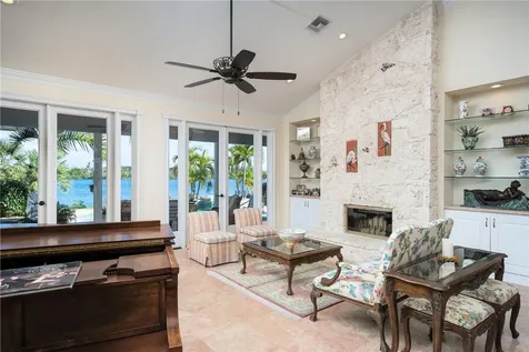 8600 Seacrest Drive Vero Beach FL 32963