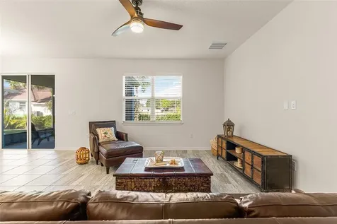 368 Sandcrest Circle Sebastian FL 32958