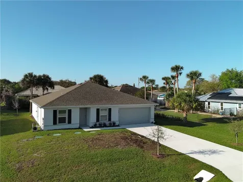 450 Kendall Avenue Sebastian FL 32958