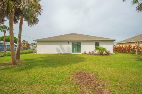 450 Kendall Avenue Sebastian FL 32958