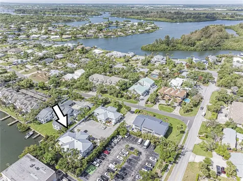 4890 Bethel Creek Drive Vero Beach FL 32963