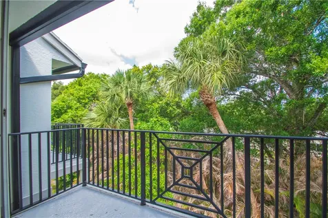 1670 42nd Square Vero Beach FL 32960
