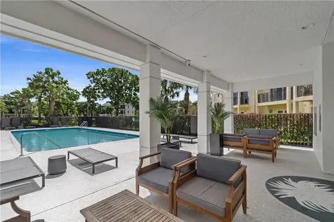 1670 42nd Square Vero Beach FL 32960